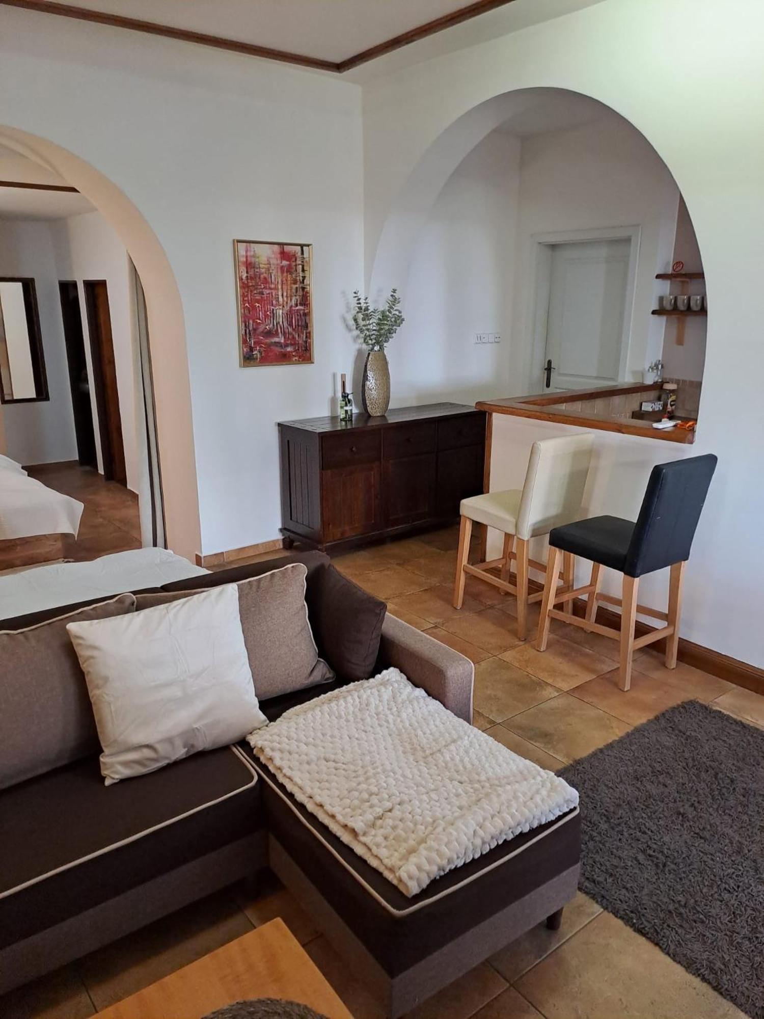 Apartman Romana Postorna Eksteriør bilde